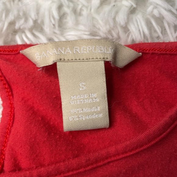 Banana Republic‎ Red 3/4 Sleeve - Size Small - Picture 6 of 8